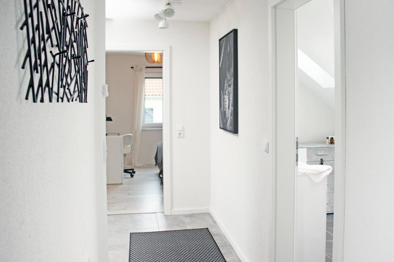 Blackncozy - Design Appartement Mit Boxspringbett Und Balkon Лёррах Экстерьер фото